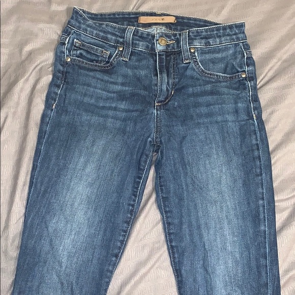 Low Rise Joe’s Jeans - Picture 2 of 3